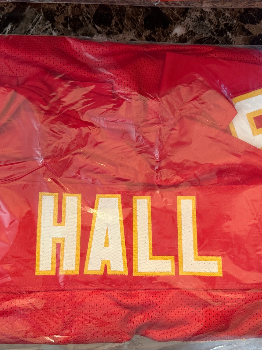 Dante Hall Autographed Kansas City Chiefs #82 Jersey – Beckett Witnessed